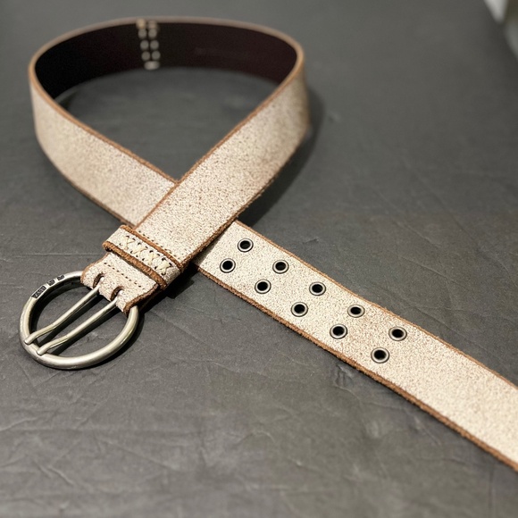 Abercrombie & Fitch Cream Belt with Silver Buckle - Picture 1 of 11